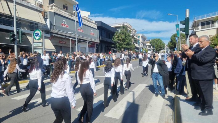 572058179 25471232799136683 7763625339440793353 N 706x397.