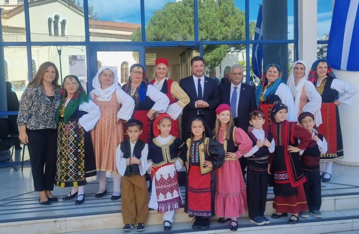 572093737 25471227635803866 5215516912235397769 N 706x461.