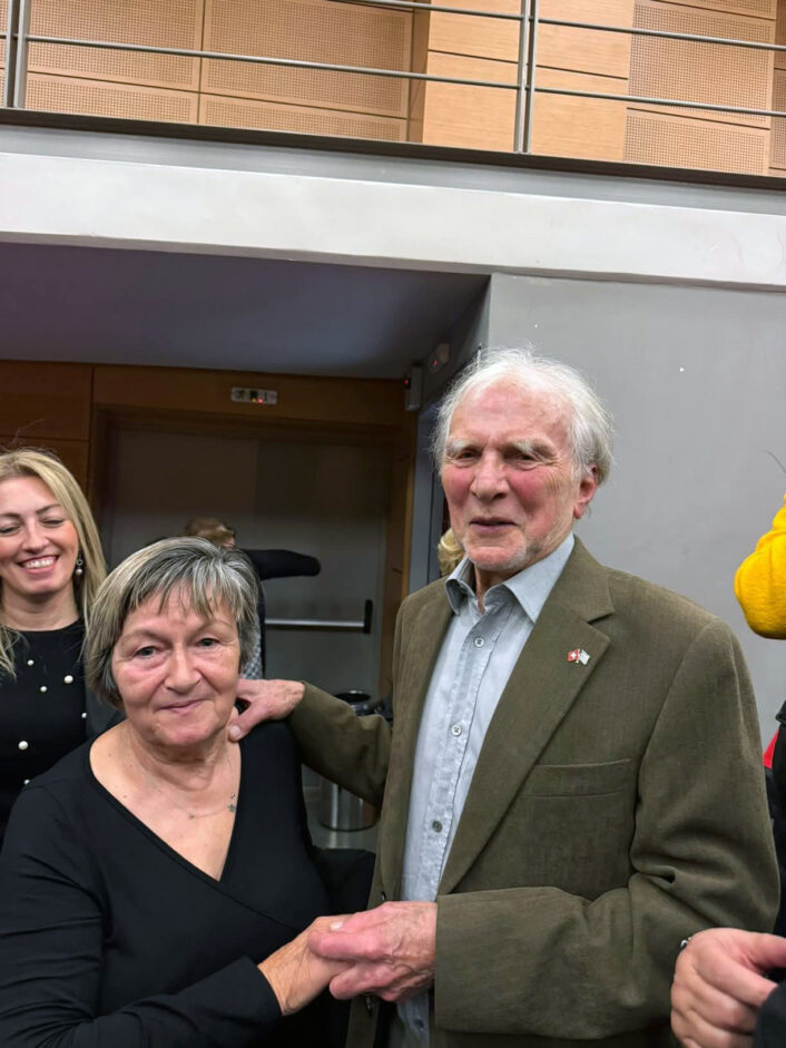 589362337 25721964580730169 7031096935220384363 N 706x941