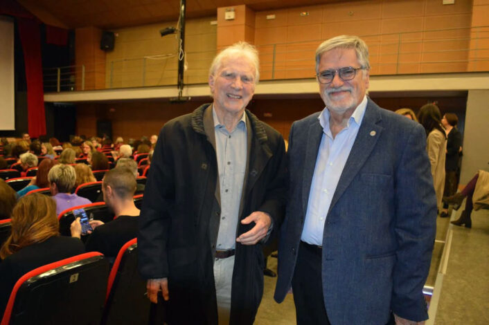 589423207 25721963444063616 7576623078396661551 N 706x470