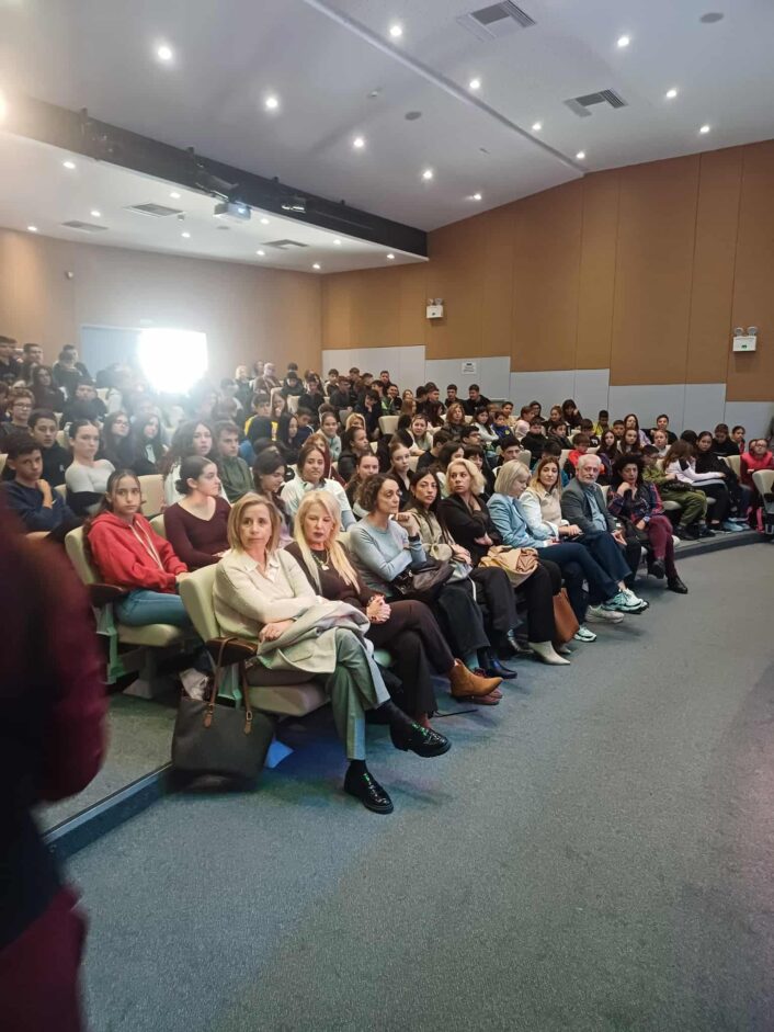 C86ebd58 Fcbd 435b A0aa C3a6215c09dd 1 706x941