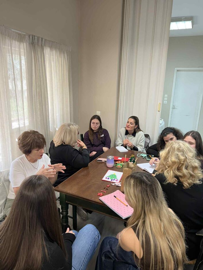 176ee91a 8b78 4f44 8587 4abe36dad290 706x941