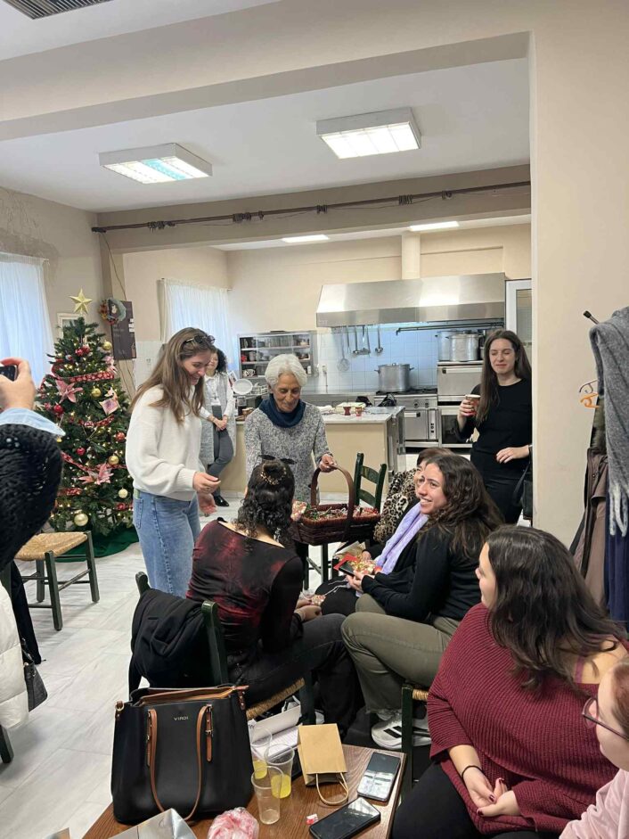 A95fb3cd C62c 41a3 8ef9 B96a21e0bbc9 706x941