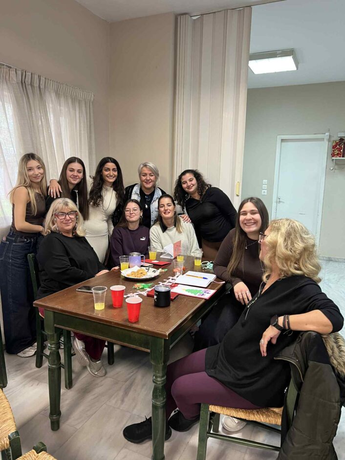 Fce06ee1 2556 47f8 9db4 Bff859b833e9 706x941