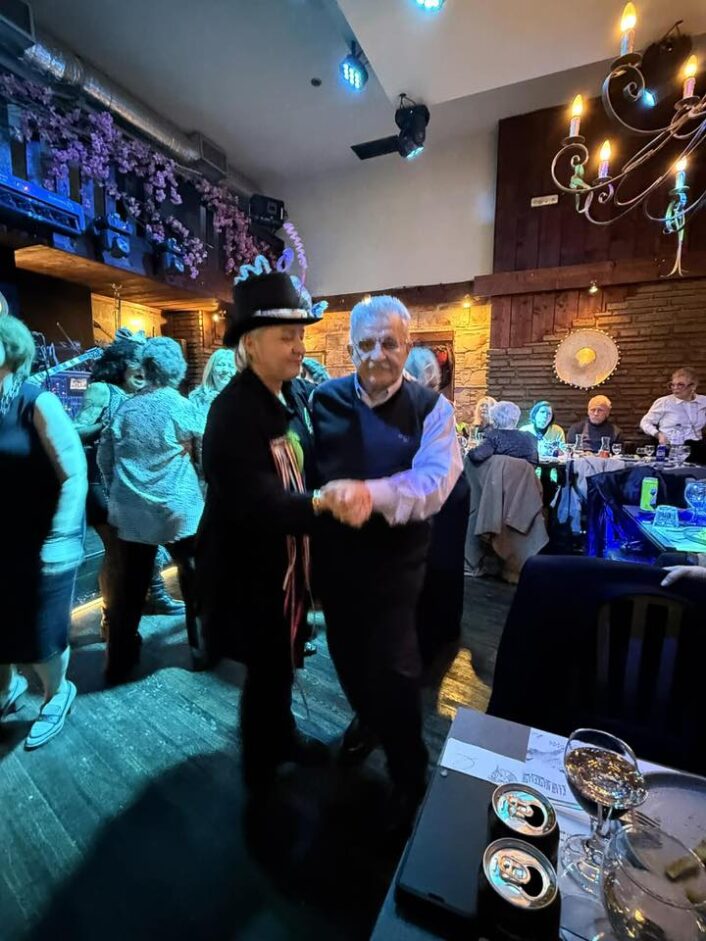 637451184 26455884860671467 1302793136949430466 N 706x941