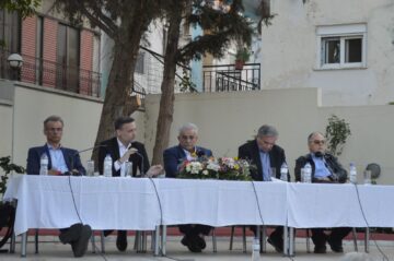 Εικόνα άρθρου: Έντονο ενδιαφέρον και ουσιαστικός διάλογος στην εκδήλωση για τη Συνταγματική Αναθεώρηση στην Αγία Βαρβάρα